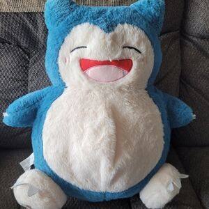 Pokemon Large Snorlax 24" EUC Plush